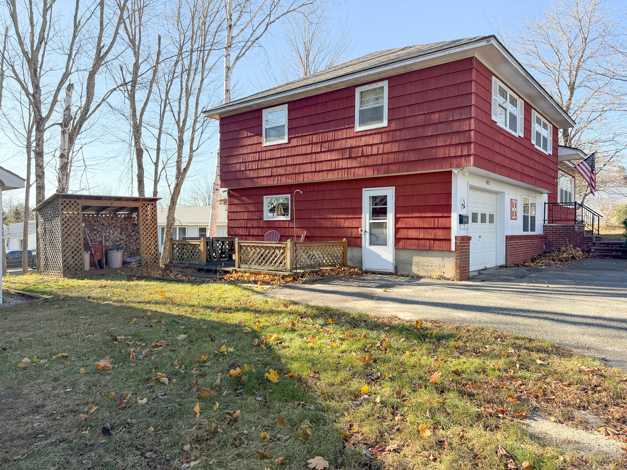 102 Connecticut Avenue Millinocket, ME 04462 - Photo 5 of 31 102 Conn. Ave-30