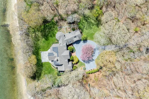 $10,250,000 | 5055 New Suffolk Road, New Suffolk, NY 11956
