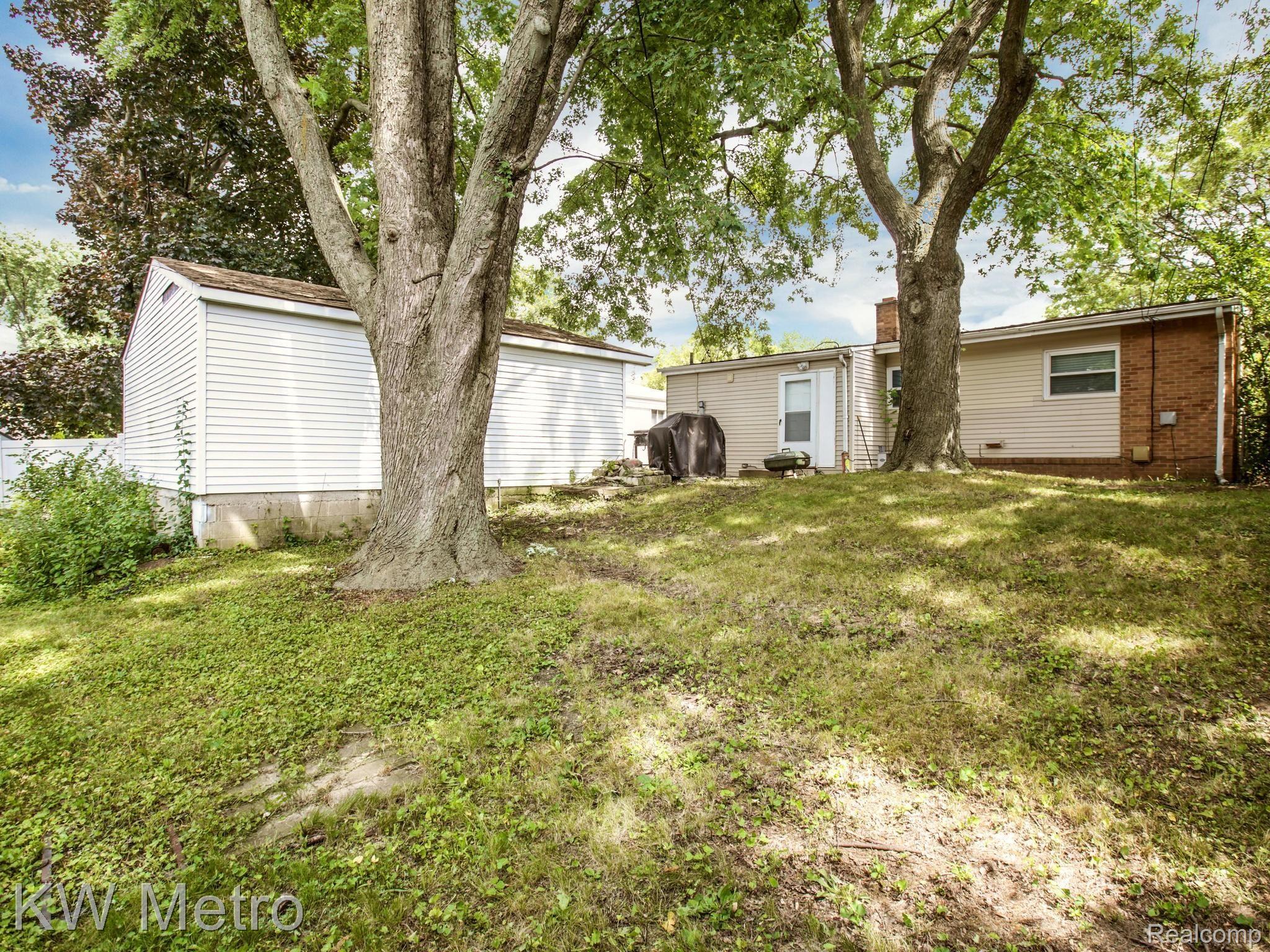481 Sheldon Road Plymouth, MI 48170 - Photo 23 of 24 Backyard