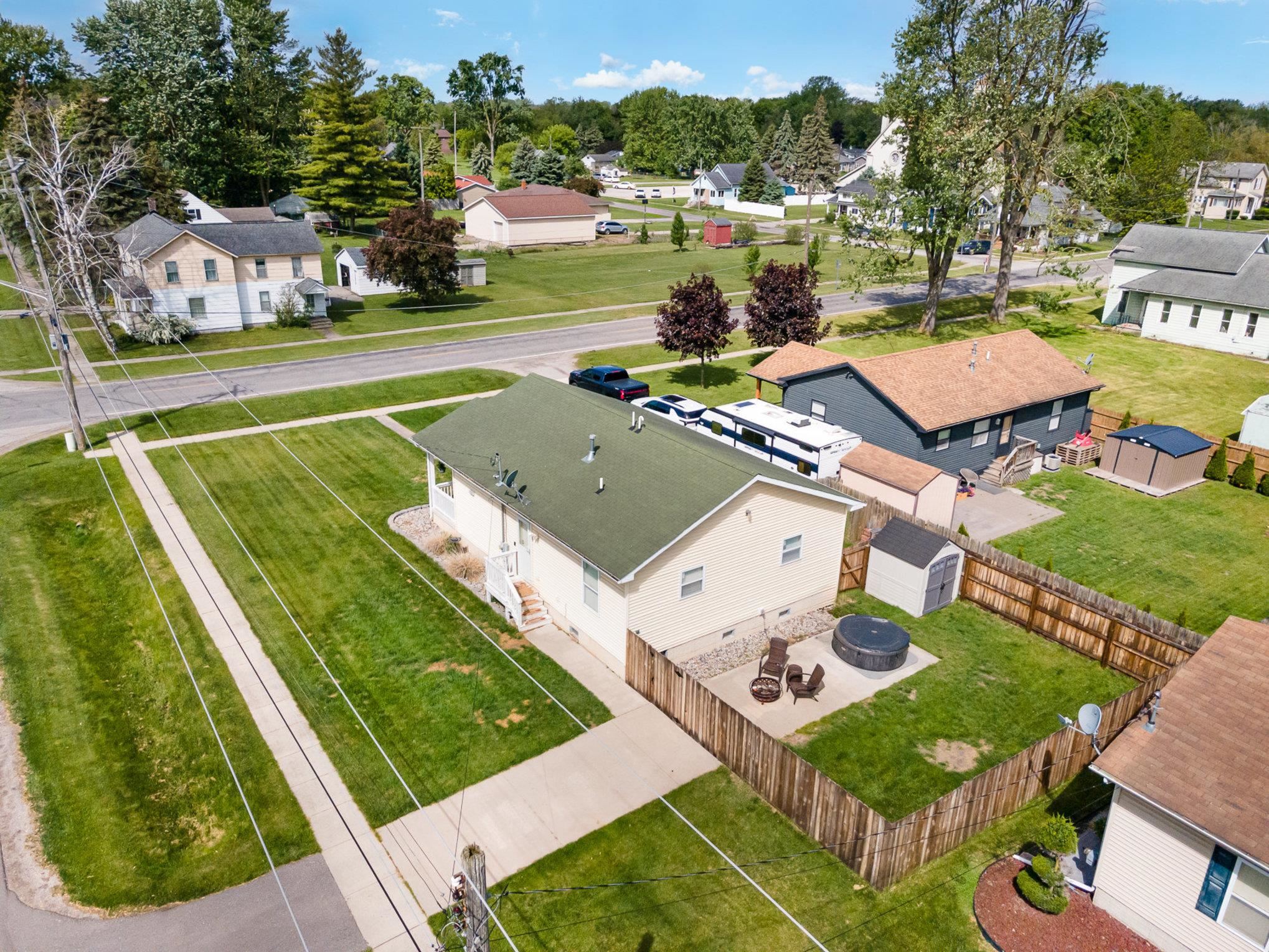 428 Mapleridge Road Carrollton, MI 48724 - Photo 20 of 22 50176819-f4636206-00a1-4796-9b22-672ff2444ac9.JPG