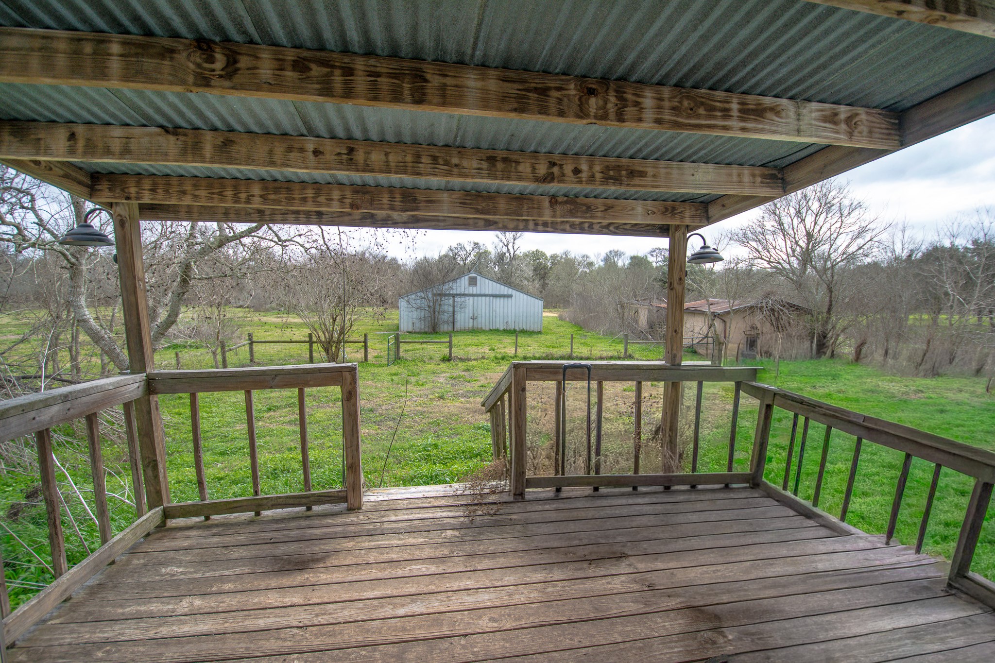 2801 County Road 444 Angleton, TX 77515 - Photo 23 of 37 a view of porch with a backyard