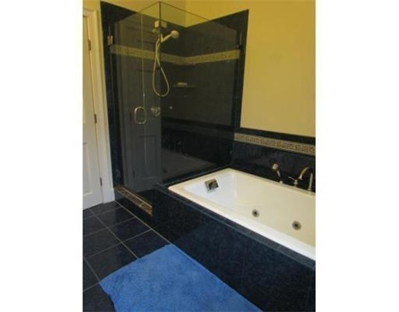 58 River Road Weston, MA 02493 - Photo 13 of 21