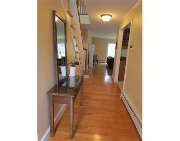 58 River Road Weston, MA 02493 - Photo 3 of 21