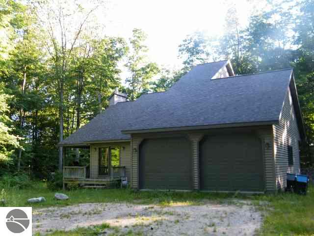 3155 King Road East Jordan, MI 49727 - Photo 3 of 25 1737294-2.JPG