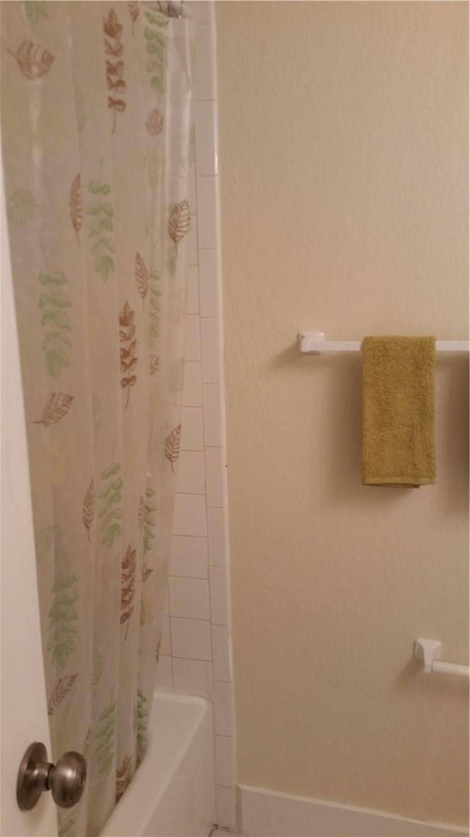 3470 Foxcroft Road, Unit 211 Miramar, FL 33025 - Photo 10 of 10 a bathroom with a shower