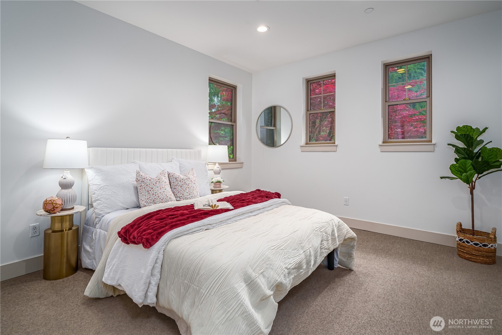 12607 Avondale Road Northeast Redmond, WA 98052 - Photo 26 of 40 Gallery Image 26