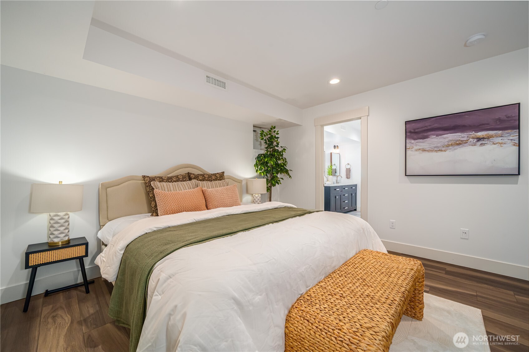 12607 Avondale Road Northeast Redmond, WA 98052 - Photo 27 of 40 Gallery Image 27