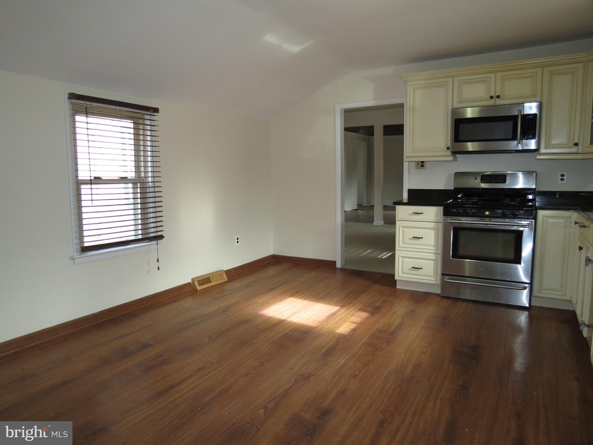 431 Main Street Dorchester, NJ 08316 - Photo 6 of 16