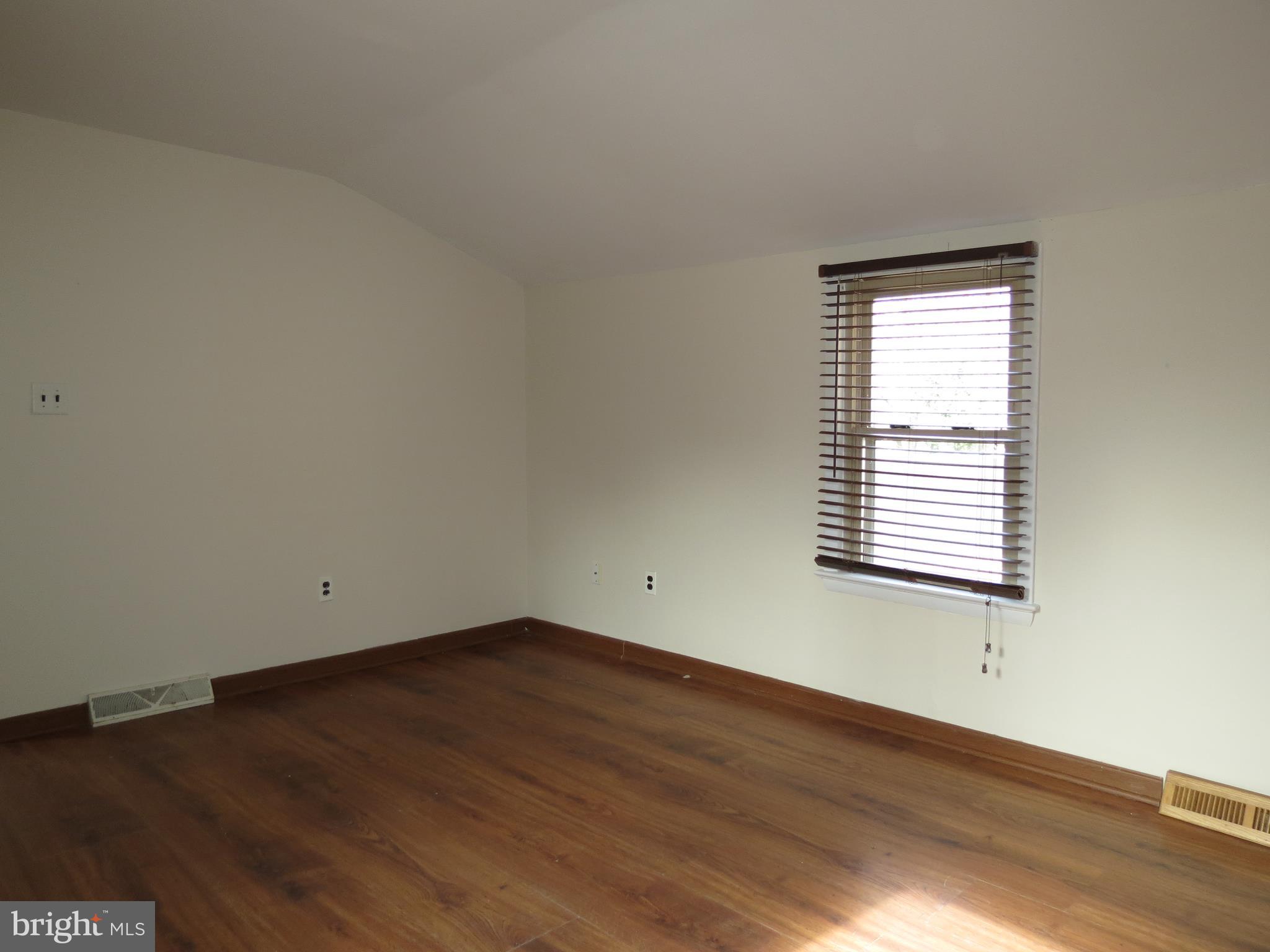 431 Main Street Dorchester, NJ 08316 - Photo 8 of 16