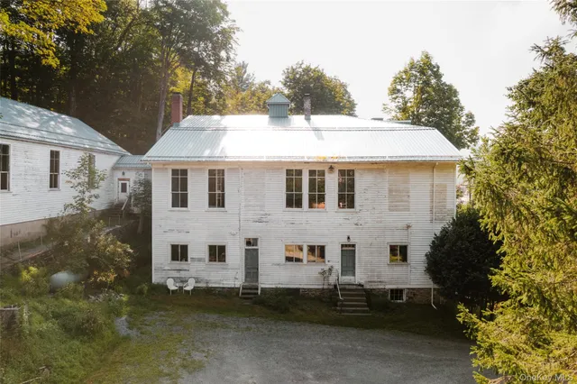 $830,000 | 48 Upper Main Street, Callicoon, NY 12723