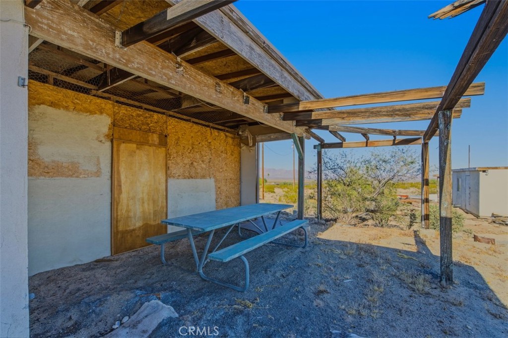 80422 Baseline Road Twentynine Palms, CA 92277 - Photo 17 of 28