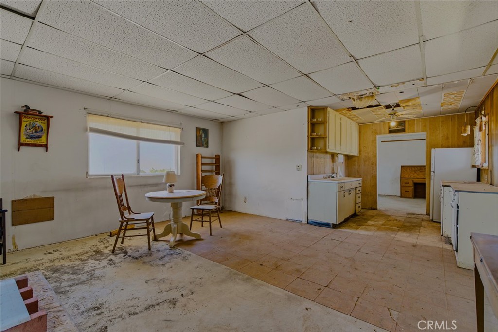 80422 Baseline Road Twentynine Palms, CA 92277 - Photo 4 of 28