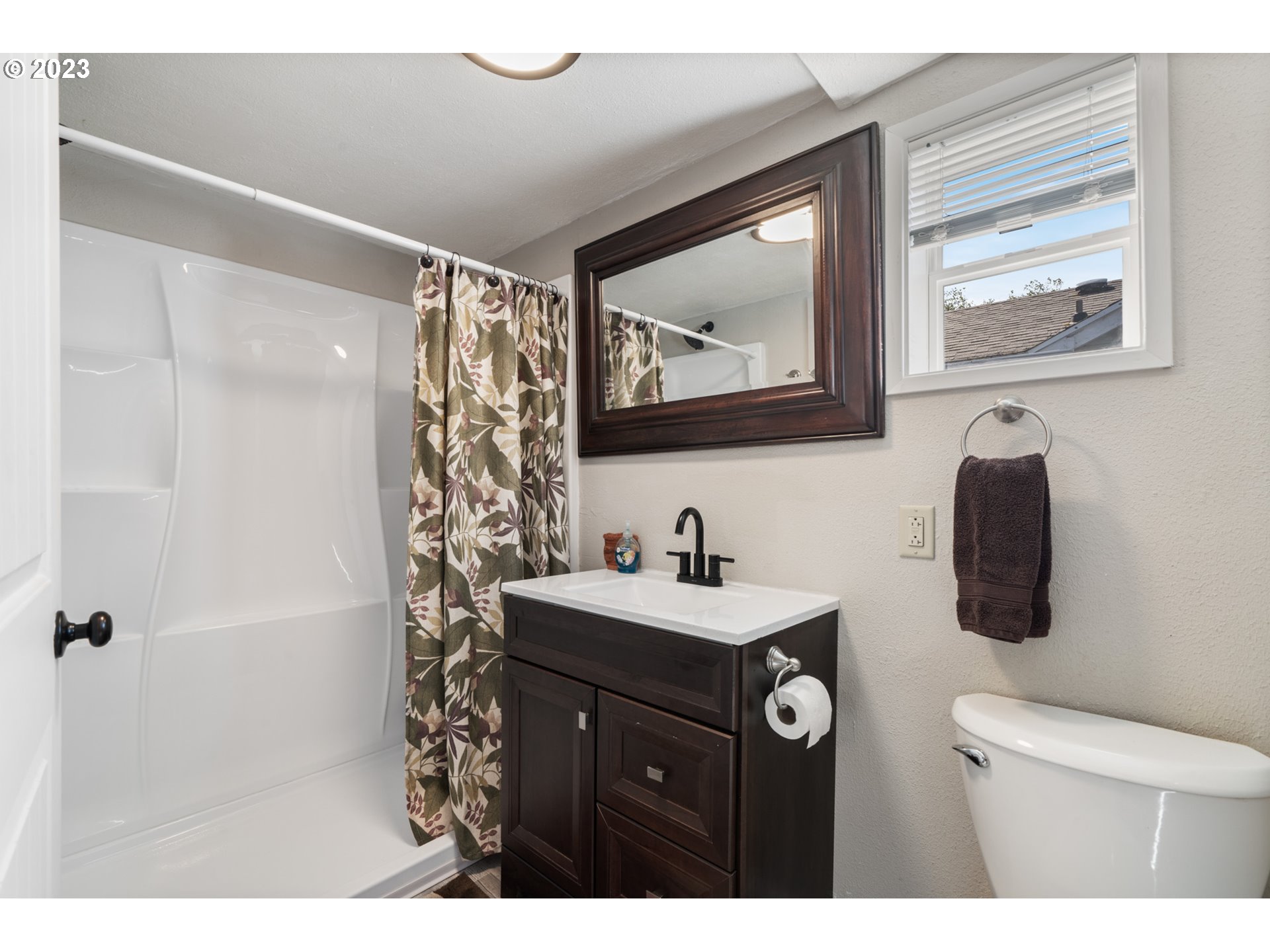 2289 Bayview Road West Netarts, OR 97141 - Photo 13 of 28 Gallery Image 13