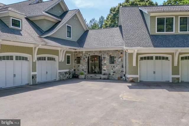 $3,200,000 | 13951 Hallowell Court, Dayton, MD 21036