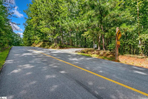 $89,900 | 521 South Point Boulevard, Sunset, SC 29685