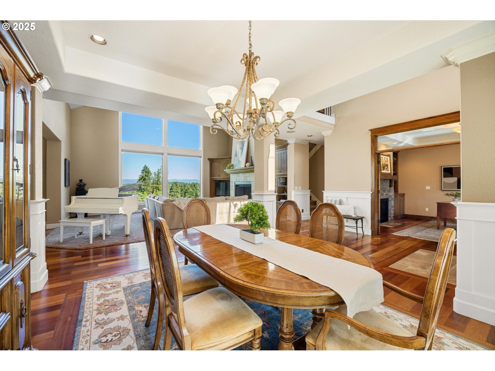 18074 South Grasle Road Oregon City, OR 97045 - Photo 13 of 48 Dining Room
