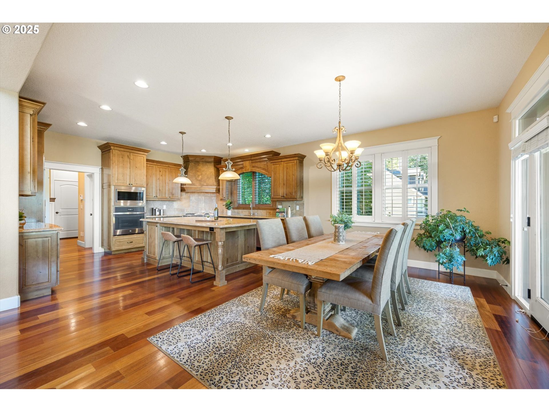 18074 South Grasle Road Oregon City, OR 97045 - Photo 17 of 48 Kitchen