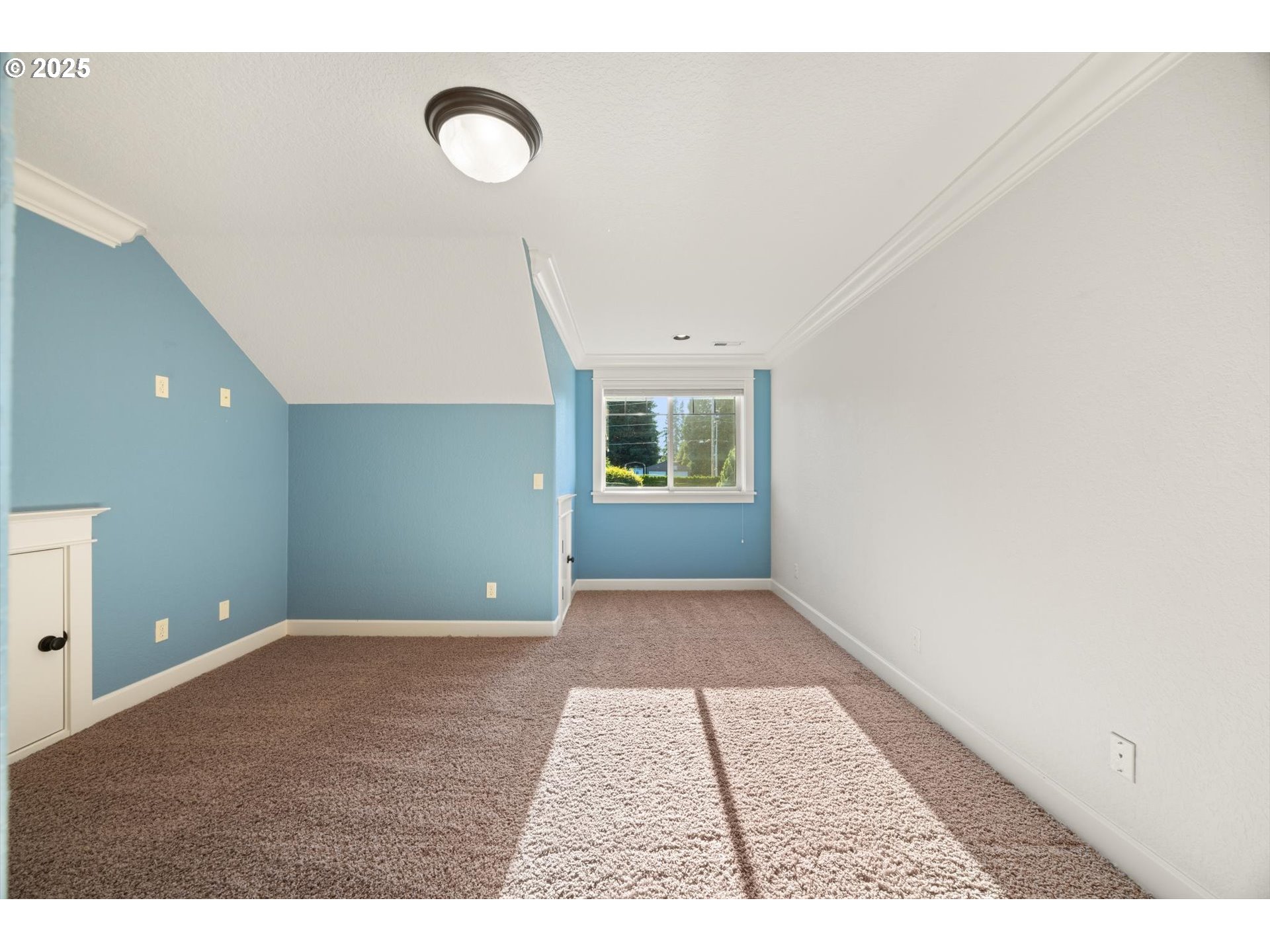 18074 South Grasle Road Oregon City, OR 97045 - Photo 28 of 48 Bedroom