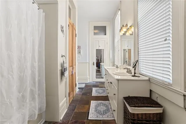 $1,399,000 | 1925-29 Napoleon Avenue, New Orleans, LA 70115