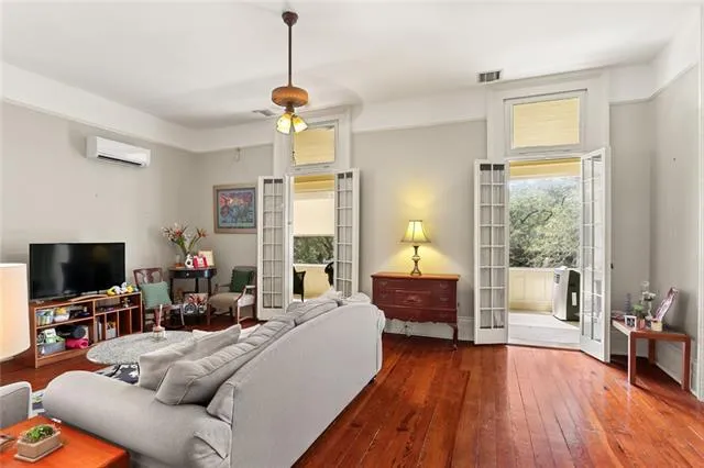 $1,399,000 | 1925-29 Napoleon Avenue, New Orleans, LA 70115