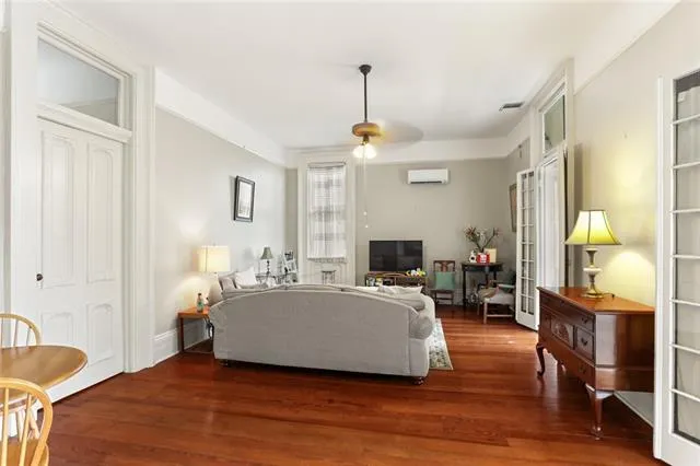 $1,399,000 | 1925-29 Napoleon Avenue, New Orleans, LA 70115