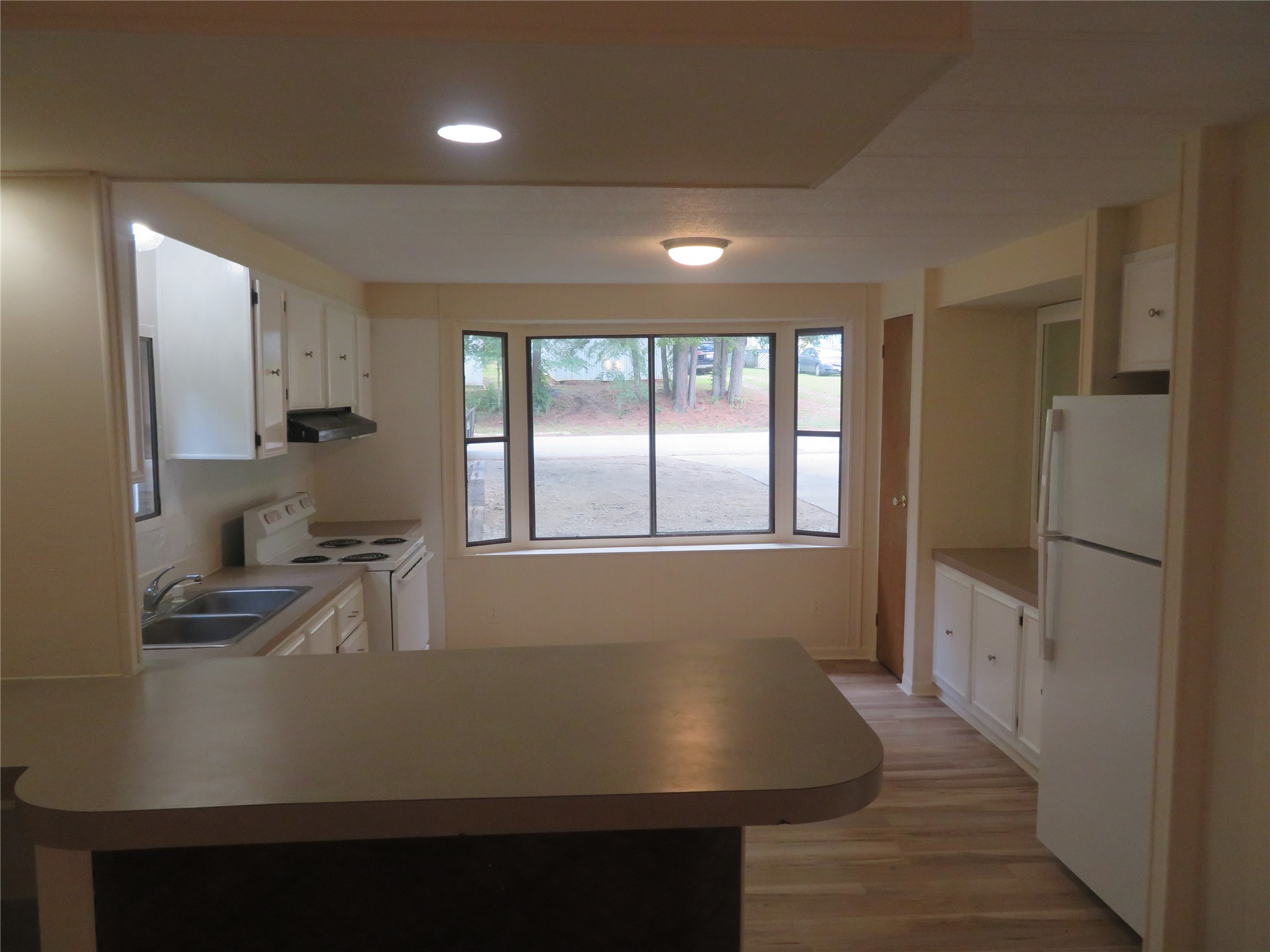 14209 East Ravine Run Willis, TX 77318 - Photo 5 of 15