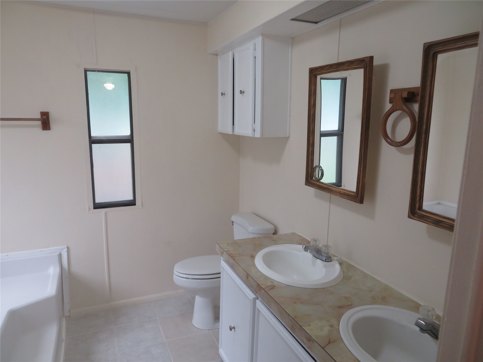 14209 East Ravine Run Willis, TX 77318 - Photo 9 of 15
