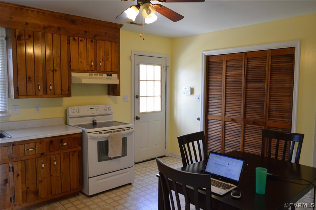 15940 Sandwave Road Chester, VA 23831 - Photo 8 of 25