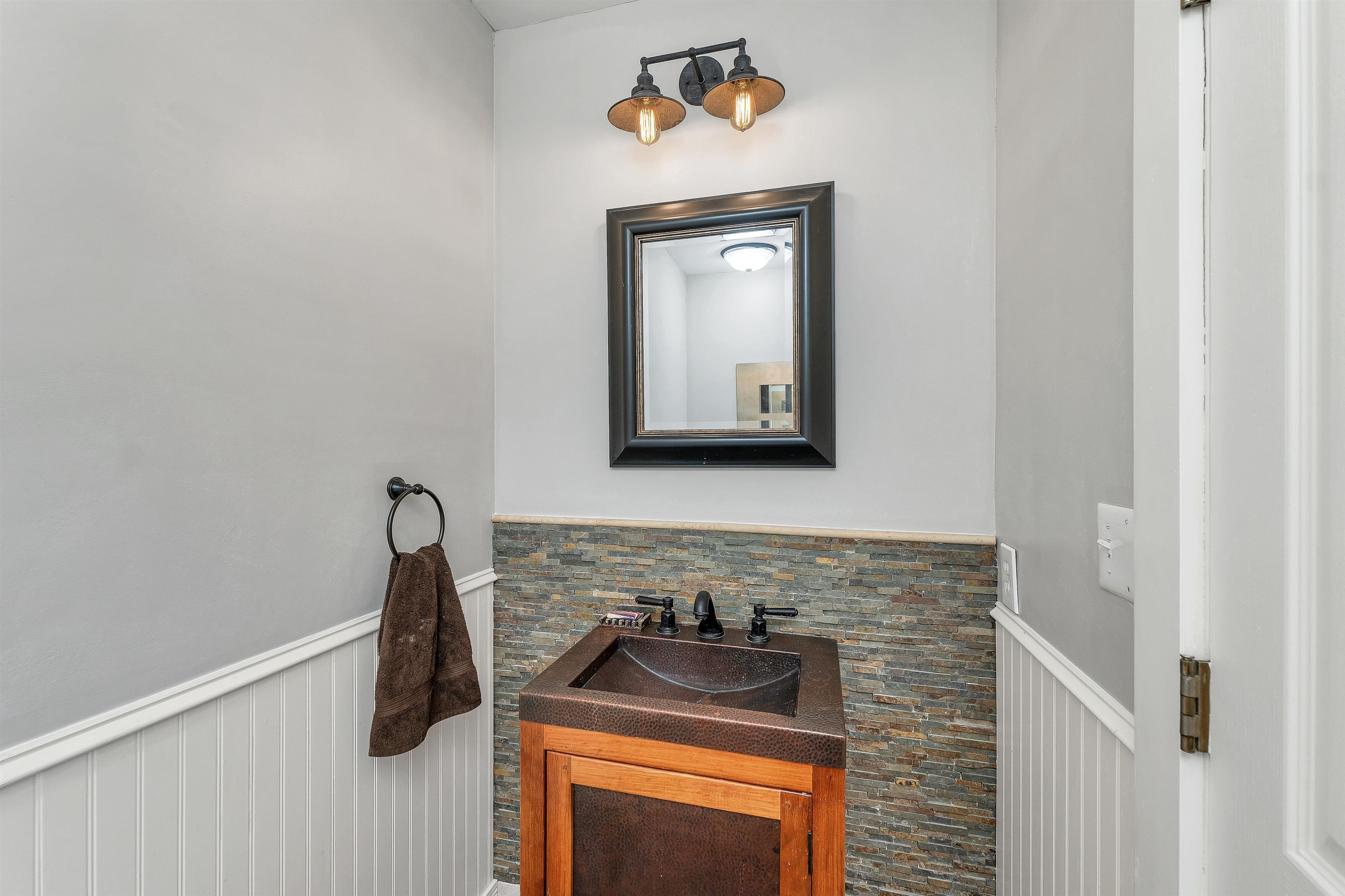125 Castle Hill Road Windham, NH 03087 - Photo 28 of 60