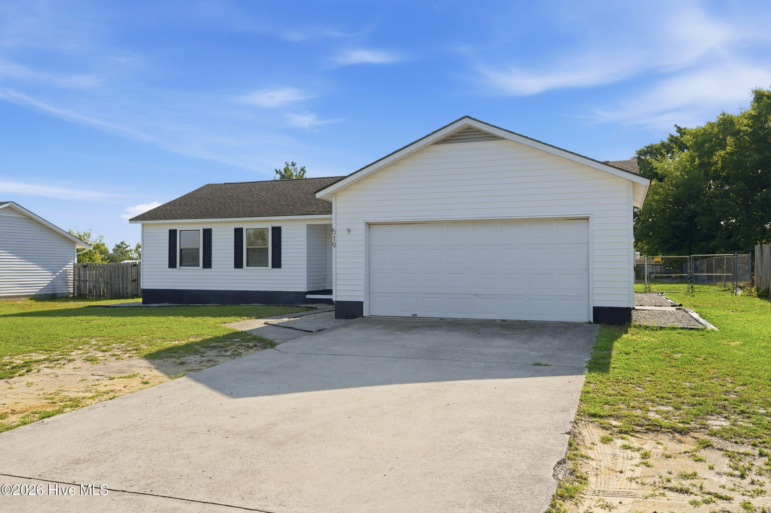 519 Sand Ridge Road Hubert, NC 28539 - Photo 4 of 39