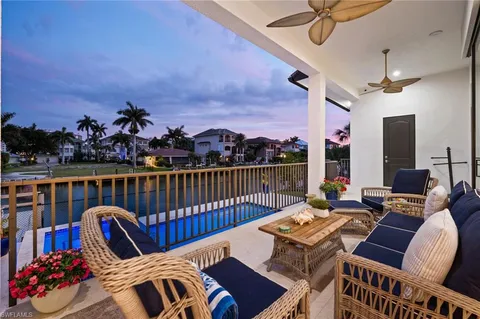 $4,175,000 | 388 Pine Avenue, Naples, FL 34108