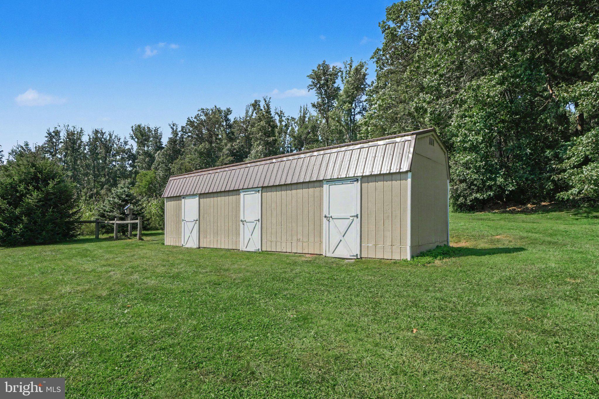 316 Sunnyside Road Newmanstown, PA 17073 - Photo 74 of 81 Paddock Barn