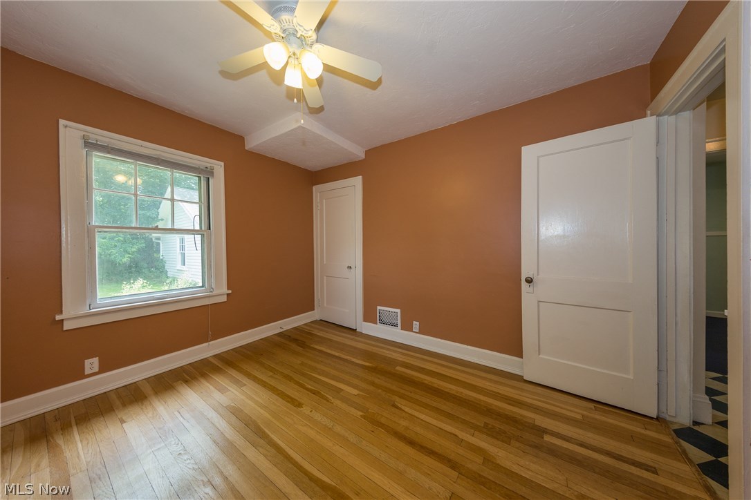 3022 Kensington Road Cleveland, OH 44118 - Photo 13 of 24