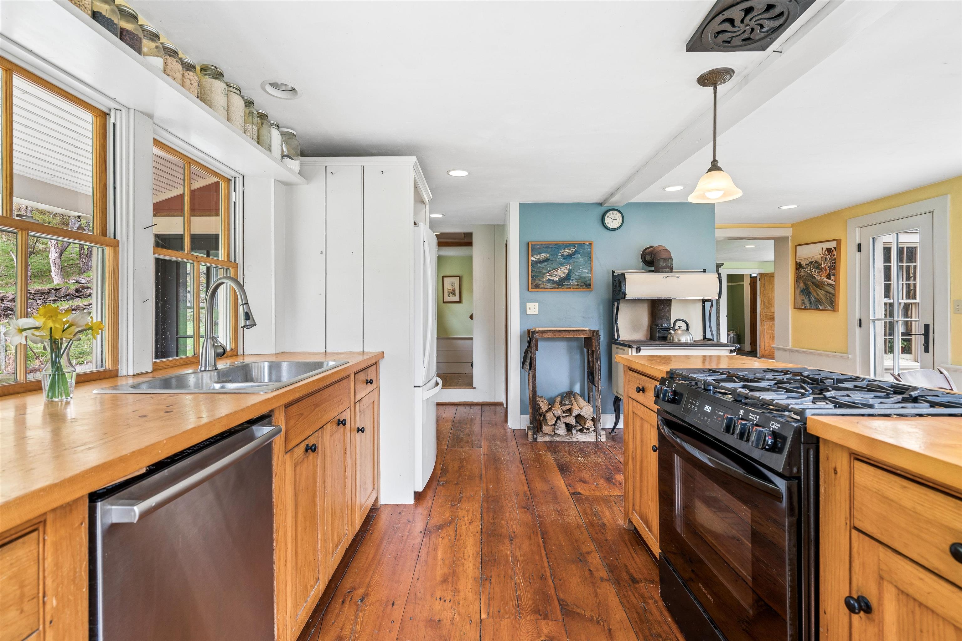 77 Kibling Hill Road Tunbridge, VT 05077 - Photo 15 of 50