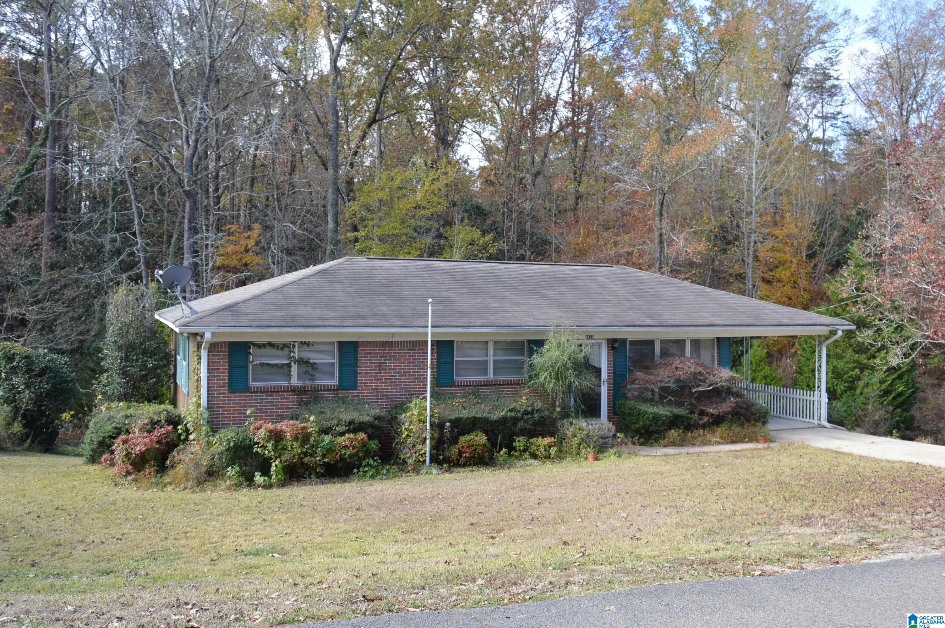 5429 Robin Circle Adamsville, AL 35005 - Photo 1 of 64
