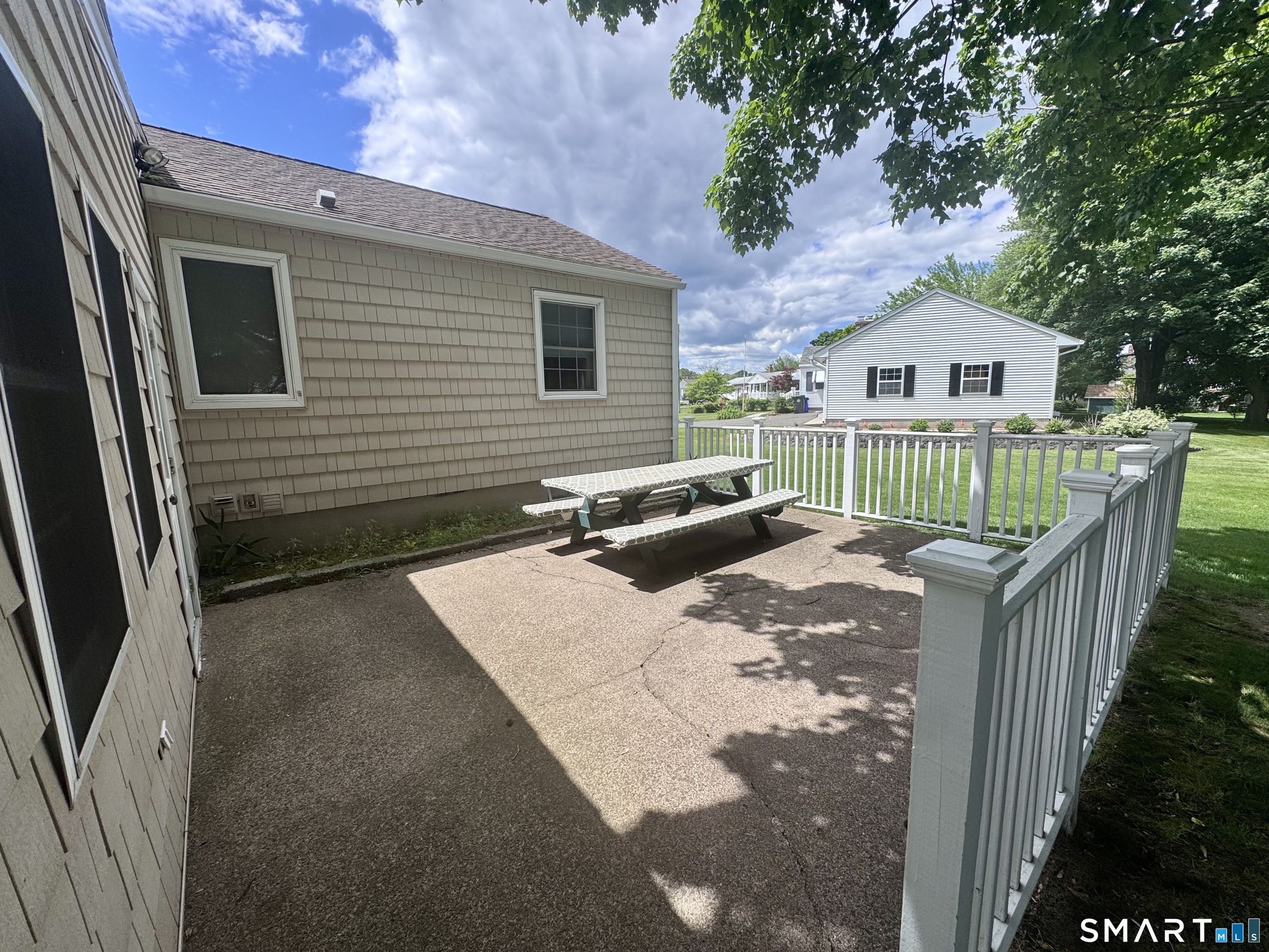 20 Sherwin Lane Windsor Locks, CT 06096 - Photo 31 of 37
