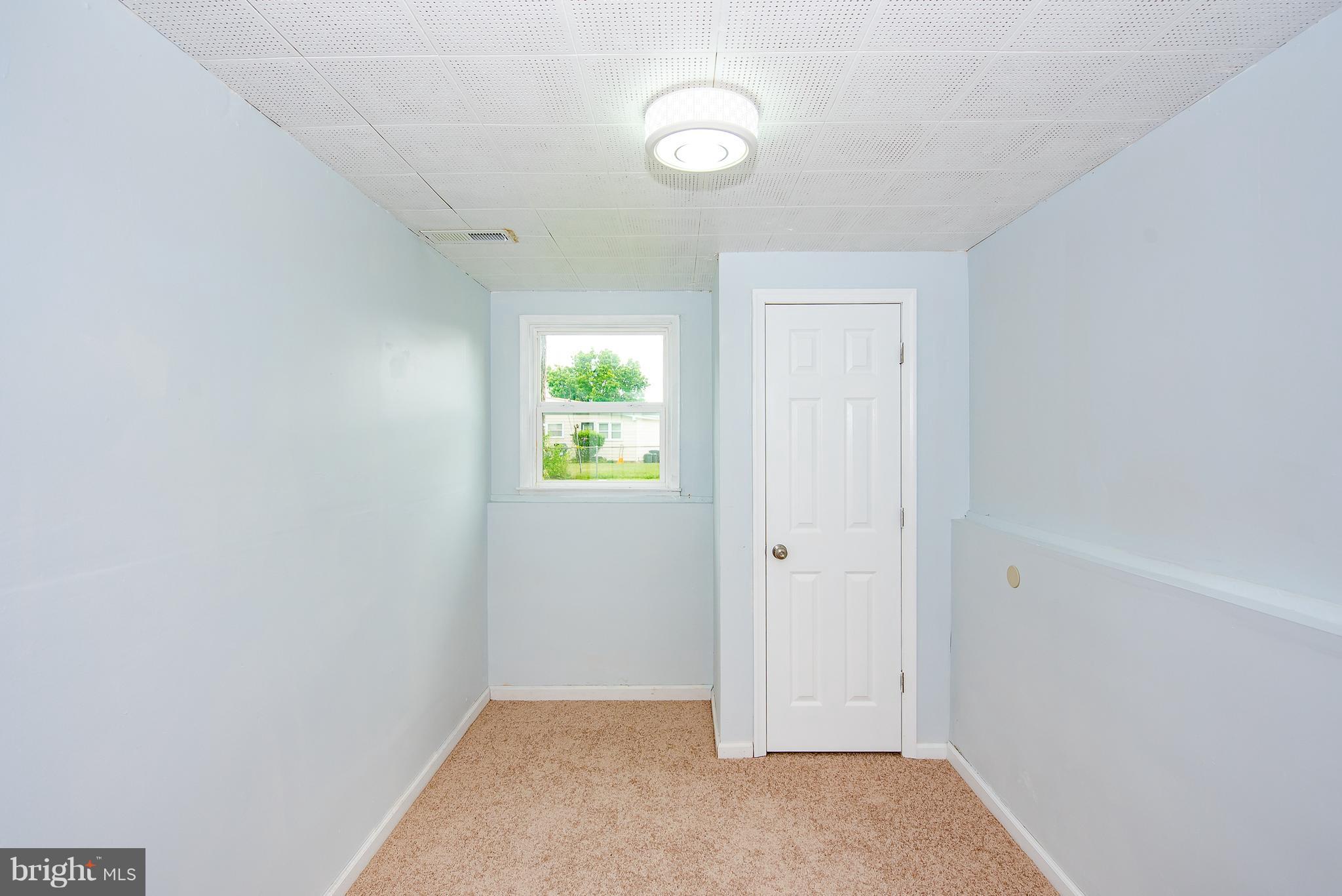 7002 Brompton Road Baltimore, MD 21207 - Photo 22 of 24 Lower Level Bonus Room (Study/Den)
