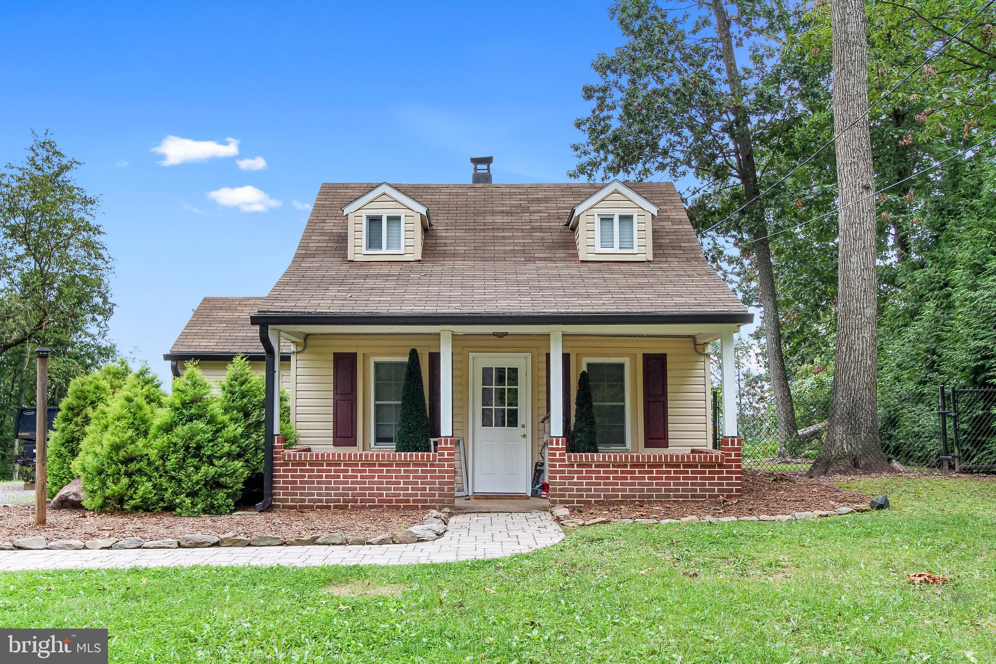 192 Pickett Road Dover, PA 17315 - Photo 1 of 40 Main house