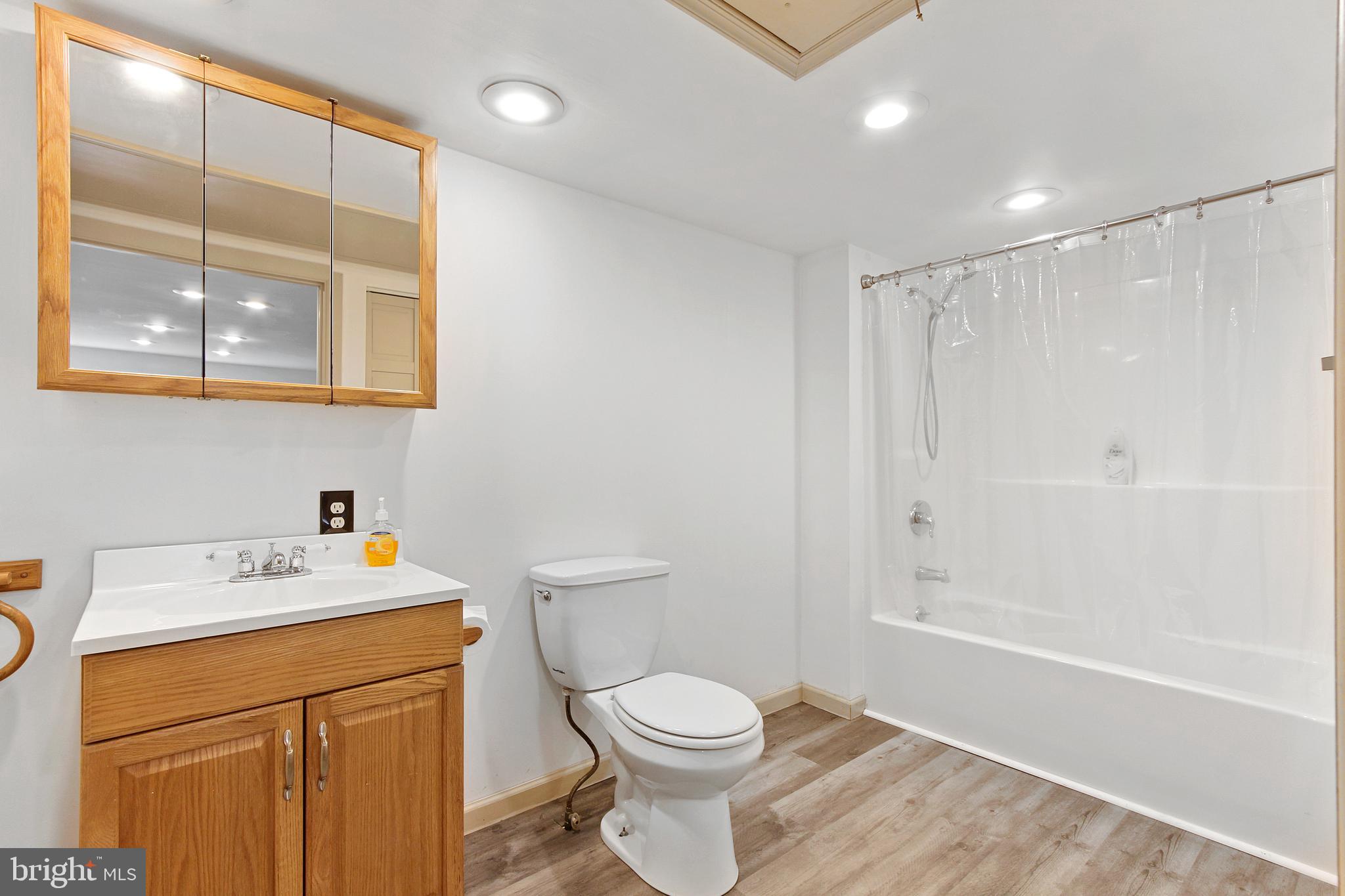 192 Pickett Road Dover, PA 17315 - Photo 18 of 40 Gallery Image 18
