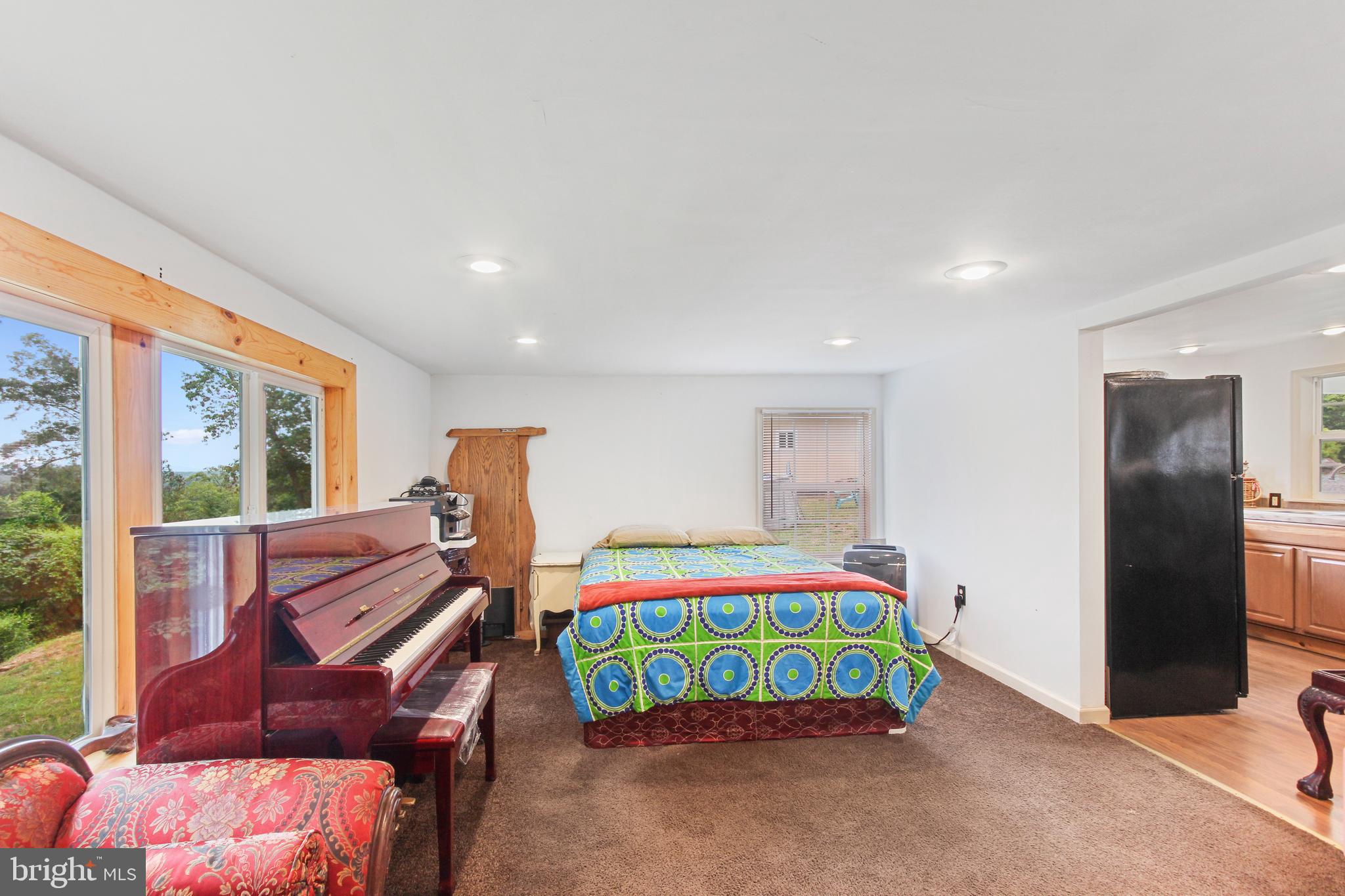 192 Pickett Road Dover, PA 17315 - Photo 21 of 40 Gallery Image 21
