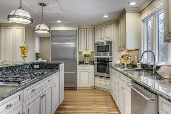 15 Burroughs Road Lexington, MA 02420 - Photo 9 of 30 Gallery Image 9