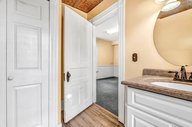 $215,000 | 86 Western Avenue, Augusta, ME 04330