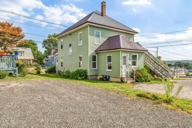 $215,000 | 86 Western Avenue, Augusta, ME 04330