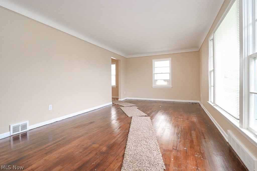 15508 Wingate Road Maple Heights, OH 44137 - Photo 7 of 35 Gallery Image 7