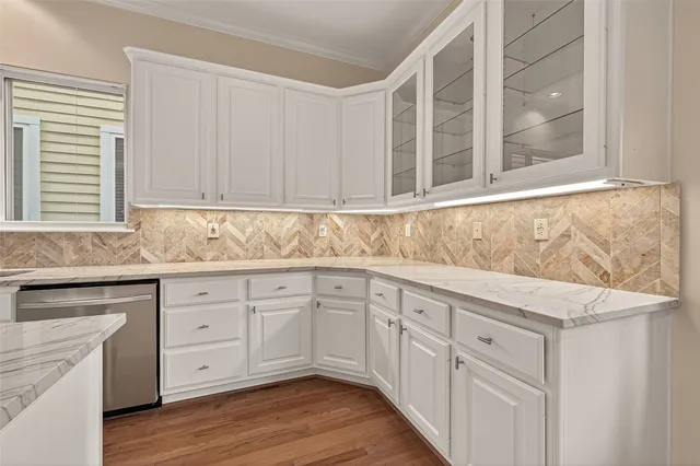 $4,900 | 431 Westmoreland Street, Houston, TX 77006