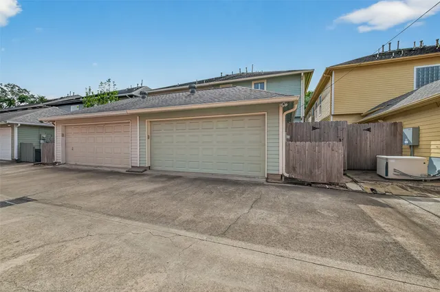 $4,900 | 431 Westmoreland Street, Houston, TX 77006