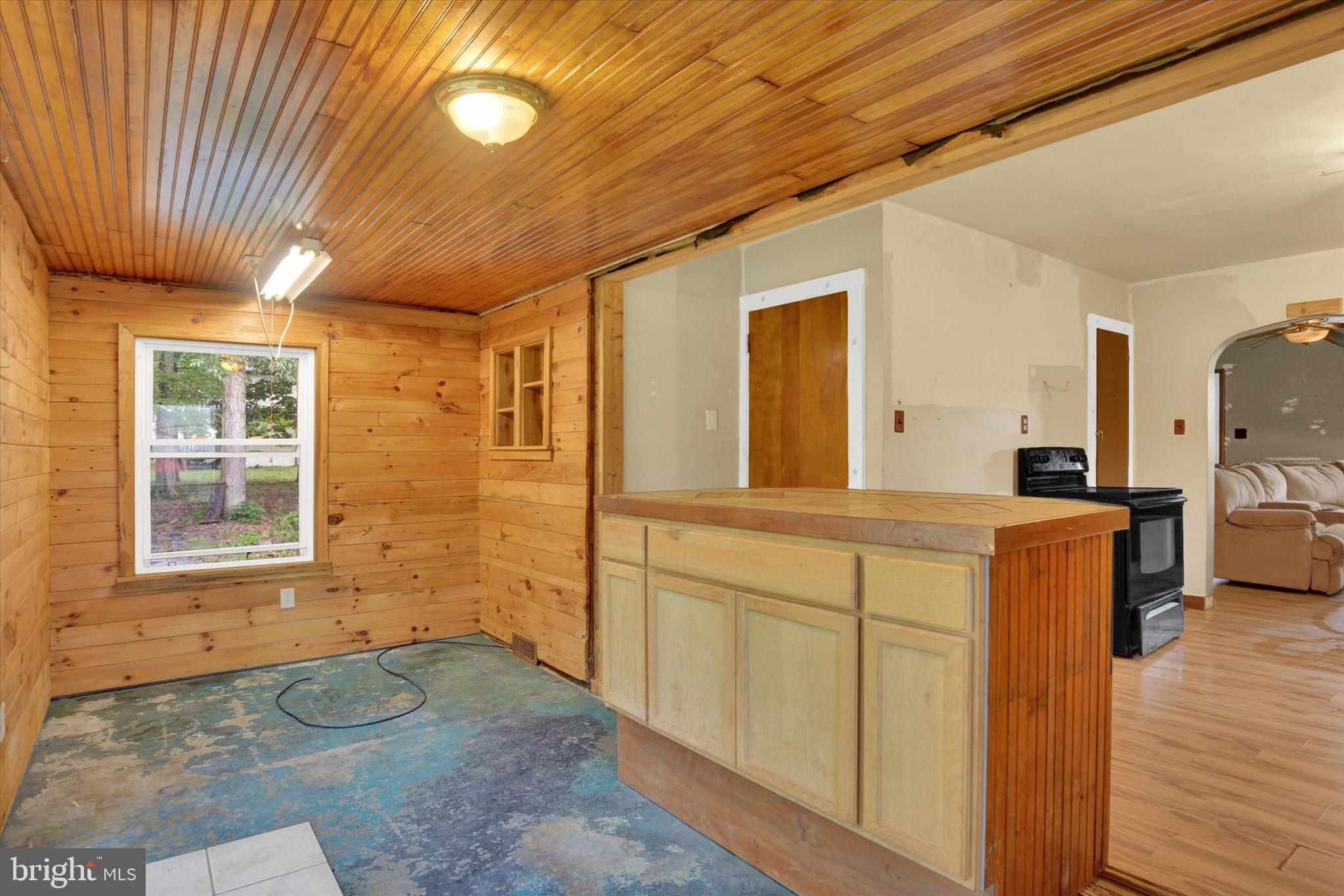 5920 4 Point Road Bethel, PA 19507 - Photo 10 of 24 Gallery Image 10