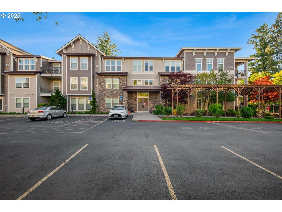 1258 Northwest Shattuck Way, Unit 309 Gresham, OR 97030 - Photo 2 of 33