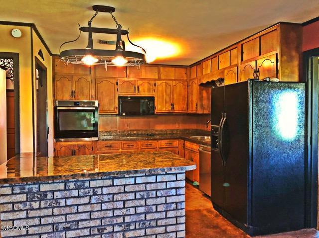 405 Ridge Road Perkinston, MS 39573 - Photo 8 of 19 IMG_3510