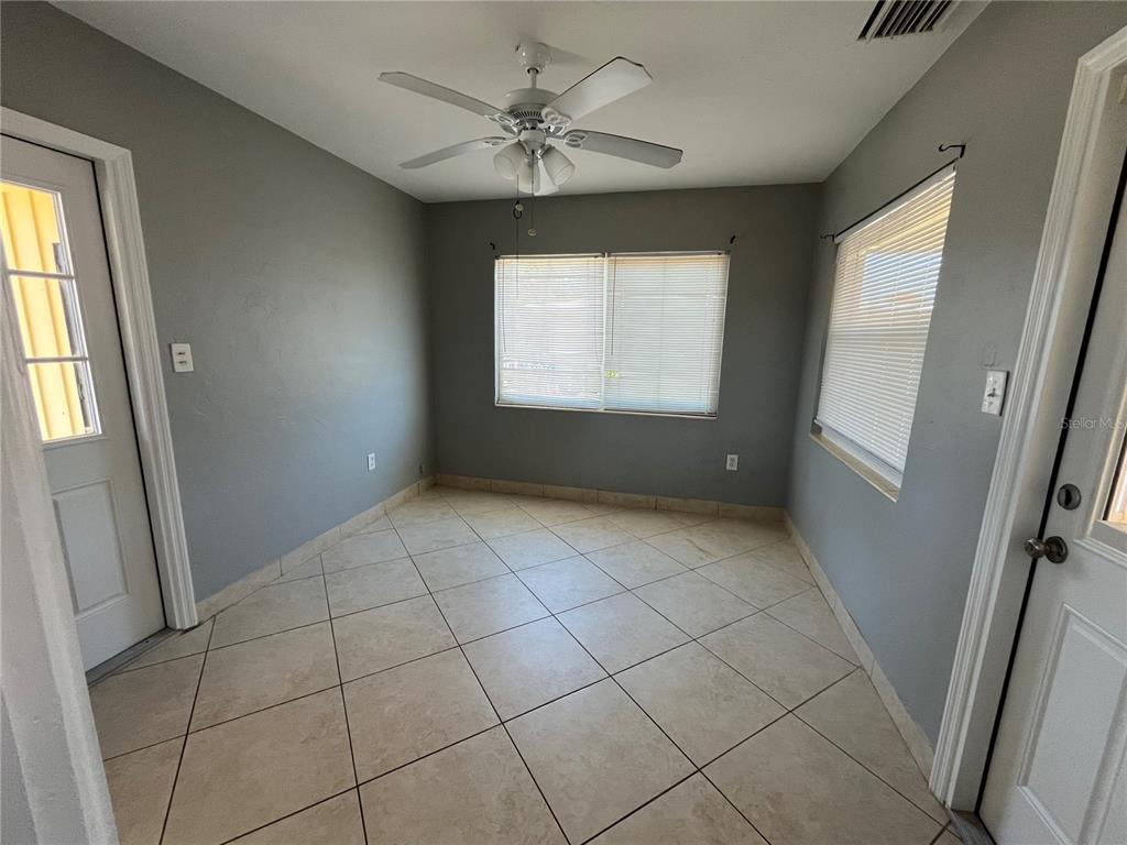 2154 Inner Cass Circle Sarasota, FL 34231 - Photo 13 of 28